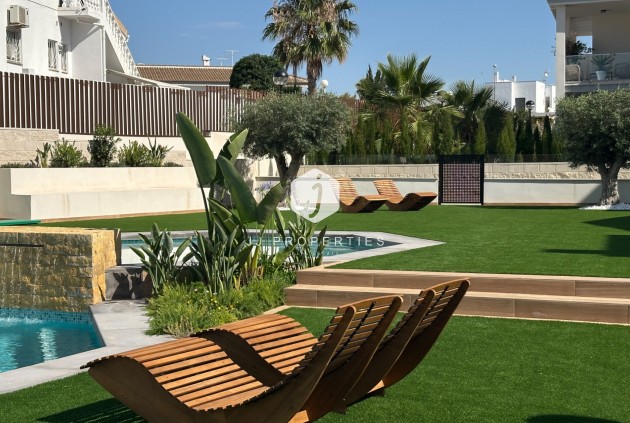 Resale - Bungalow -
Ciudad Quesada - Costa Blanca
