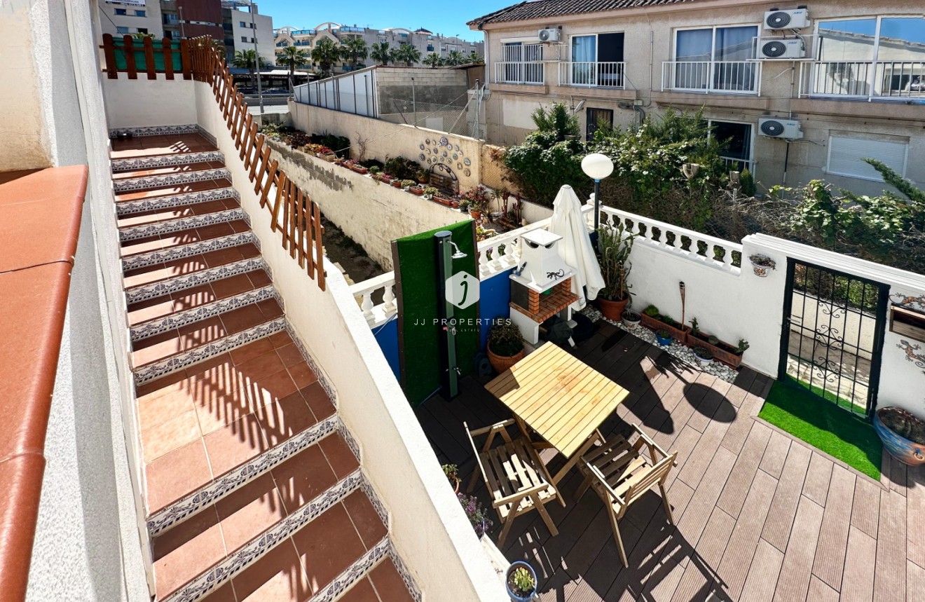 Resale - Bungalow -
Orihuela Costa - Costa Blanca