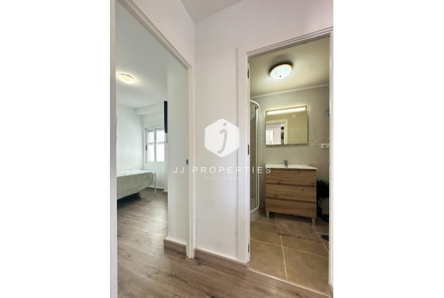 Resale - Bungalow -
Orihuela Costa - Costa Blanca