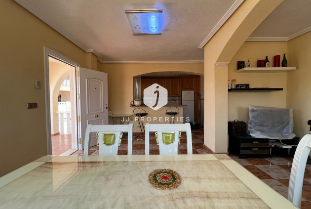 Resale - Chalet -
Orihuela Costa - Montezenia