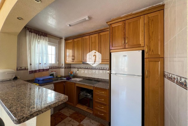 Resale - Chalet -
Orihuela Costa - Montezenia