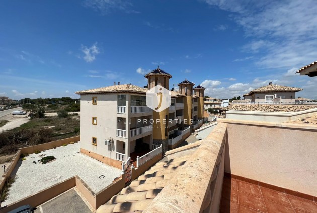 Resale - Chalet -
Orihuela Costa - Montezenia