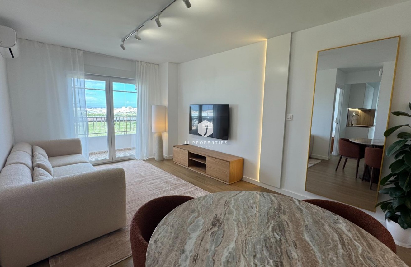 Resale - Penthouse -
Torrevieja - Punta prima
