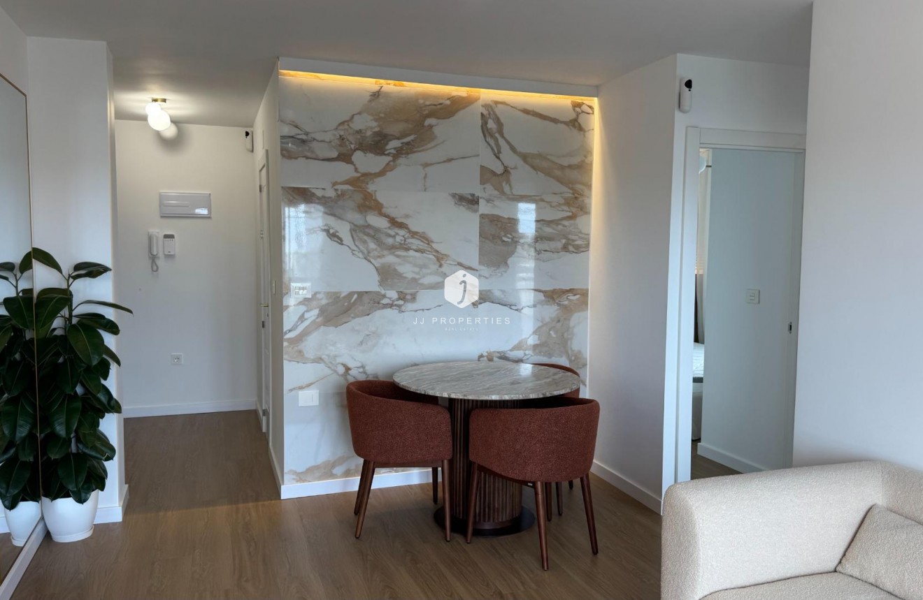 Resale - Penthouse -
Torrevieja - Punta prima