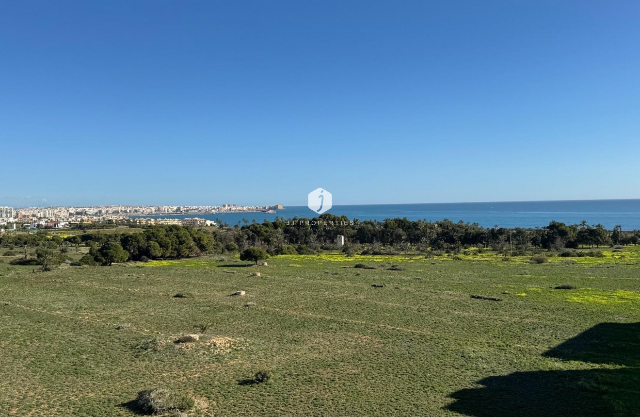 Resale - Penthouse -
Torrevieja - Punta prima