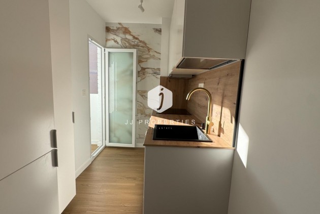 Resale - Penthouse -
Torrevieja - Punta prima