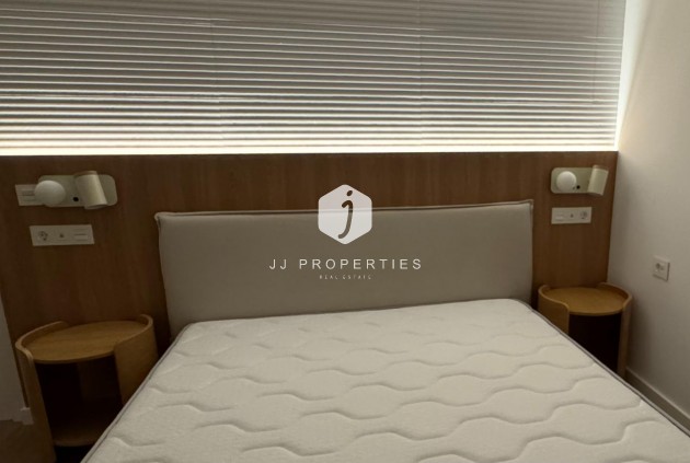 Resale - Penthouse -
Torrevieja - Punta prima
