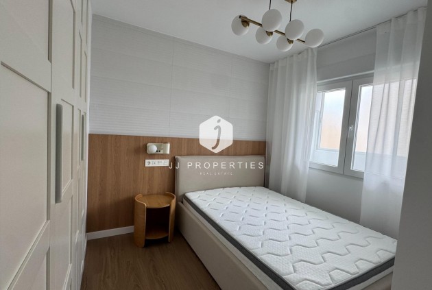 Resale - Penthouse -
Torrevieja - Punta prima