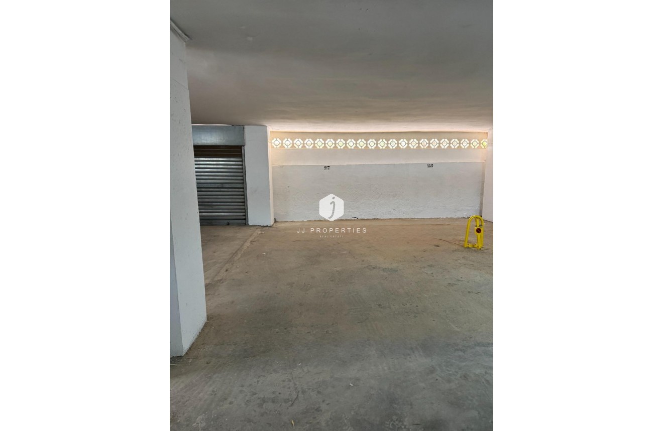 Resale - Penthouse -
Torrevieja - Punta prima