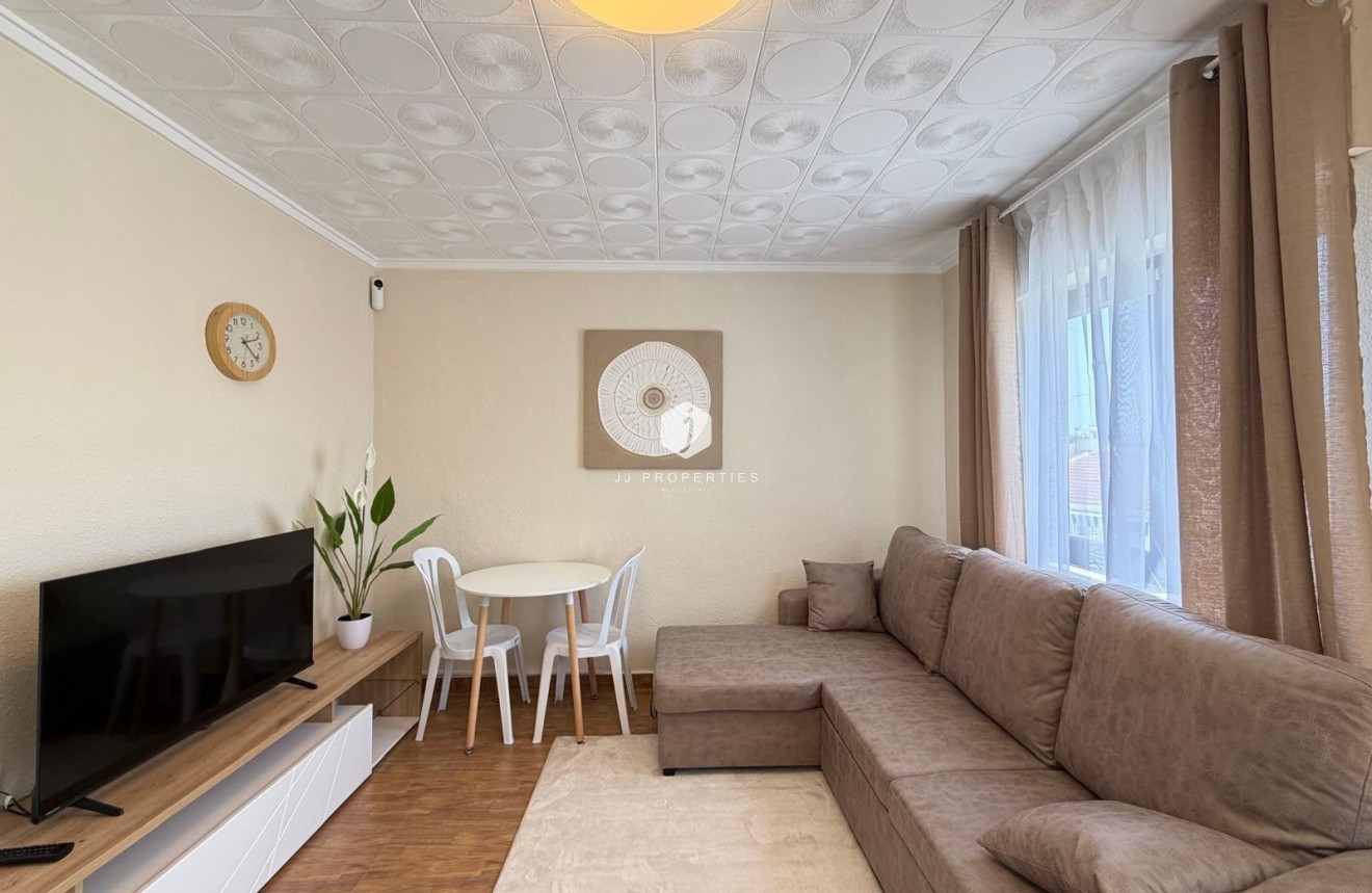 Resale - Bungalow -
Torrevieja - El Limonar
