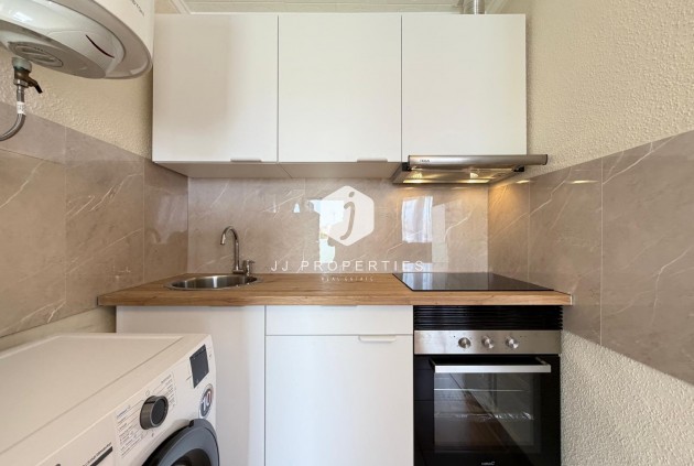 Resale - Bungalow -
Torrevieja - El Limonar