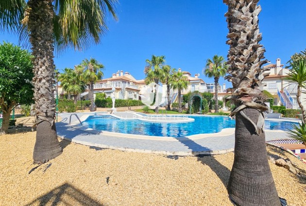 Resale - Bungalow -
Orihuela Costa - Los Altos