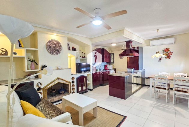 Resale - Bungalow -
Orihuela Costa - Los Altos
