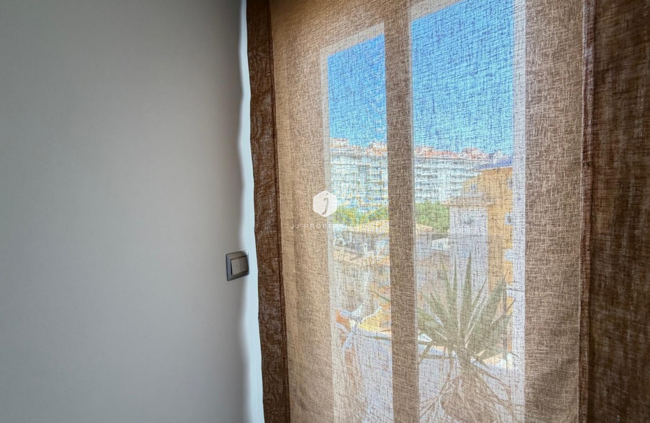 Resale - Apartment / flat -
Orihuela Costa - Altos De Campoamor