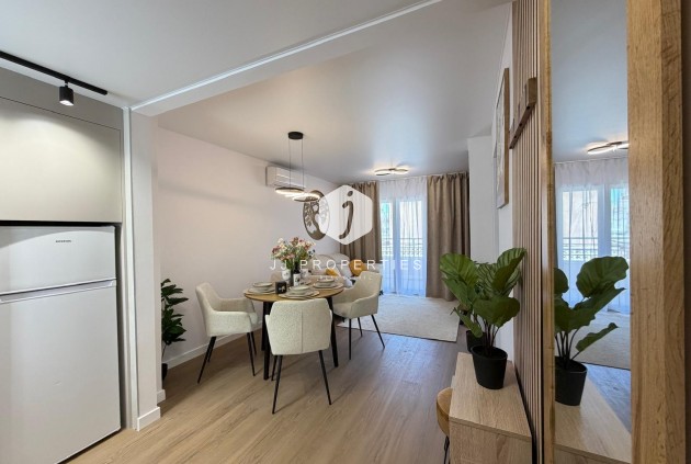 Resale - Apartment / flat -
Torrevieja - Nueva Torrevieja