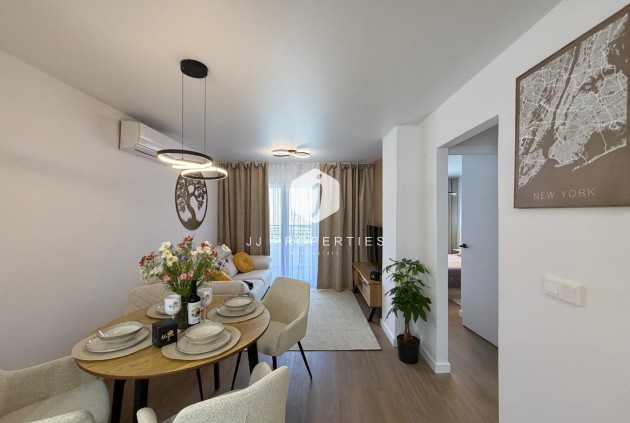 Resale - Apartment / flat -
Torrevieja - Nueva Torrevieja