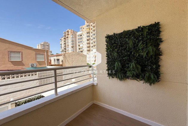 Resale - Apartment / flat -
Torrevieja - Nueva Torrevieja