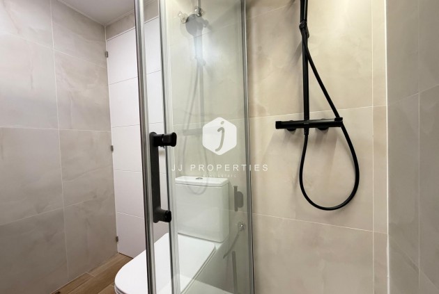 Resale - Apartment / flat -
Torrevieja - Nueva Torrevieja