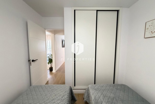 Resale - Apartment / flat -
Torrevieja - Nueva Torrevieja