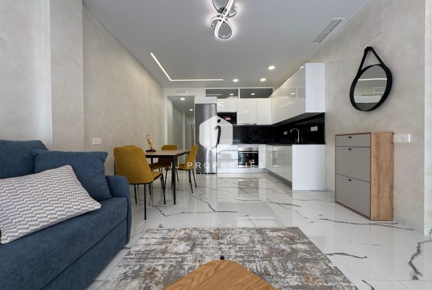 Resale - Apartment / flat -
Torrevieja - Estacion de autobuses