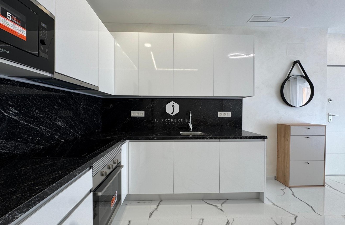 Resale - Apartment / flat -
Torrevieja - Estacion de autobuses