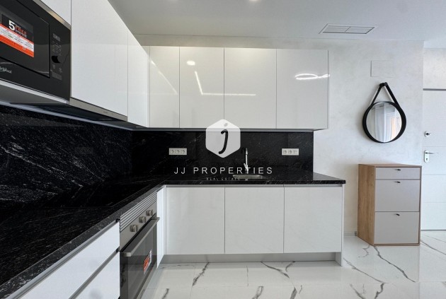 Resale - Apartment / flat -
Torrevieja - Estacion de autobuses