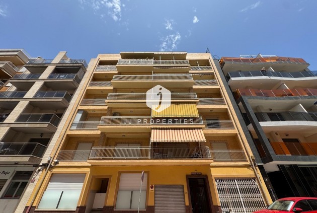 Resale - Apartment / flat -
Torrevieja - Estacion de autobuses