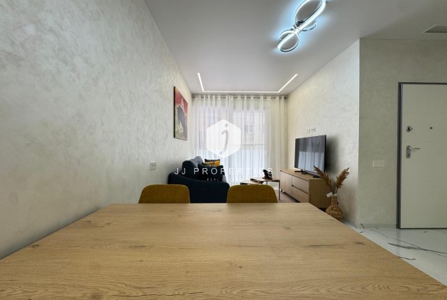 Resale - Apartment / flat -
Torrevieja - Estacion de autobuses