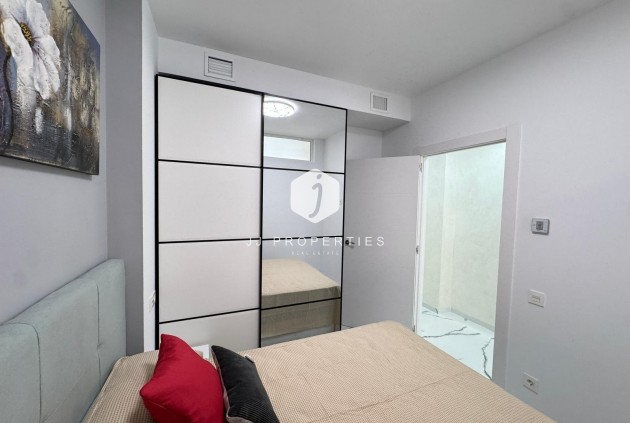 Resale - Apartment / flat -
Torrevieja - Estacion de autobuses