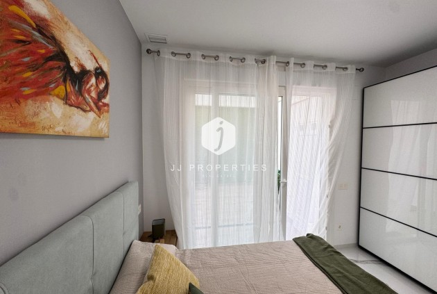 Resale - Apartment / flat -
Torrevieja - Estacion de autobuses