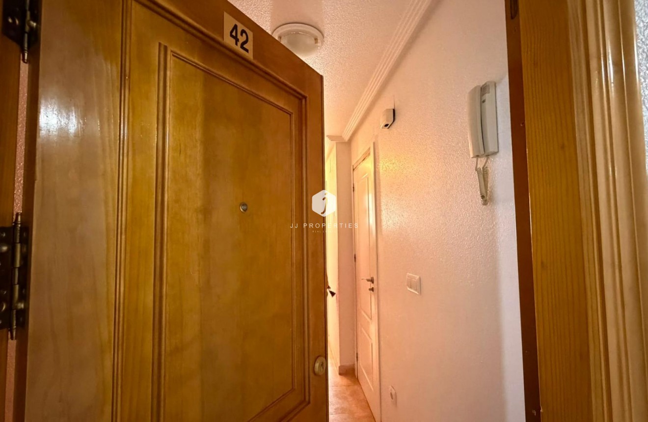 Resale - Apartment / flat -
Torrevieja - PARQUE DE LAS NACIONES