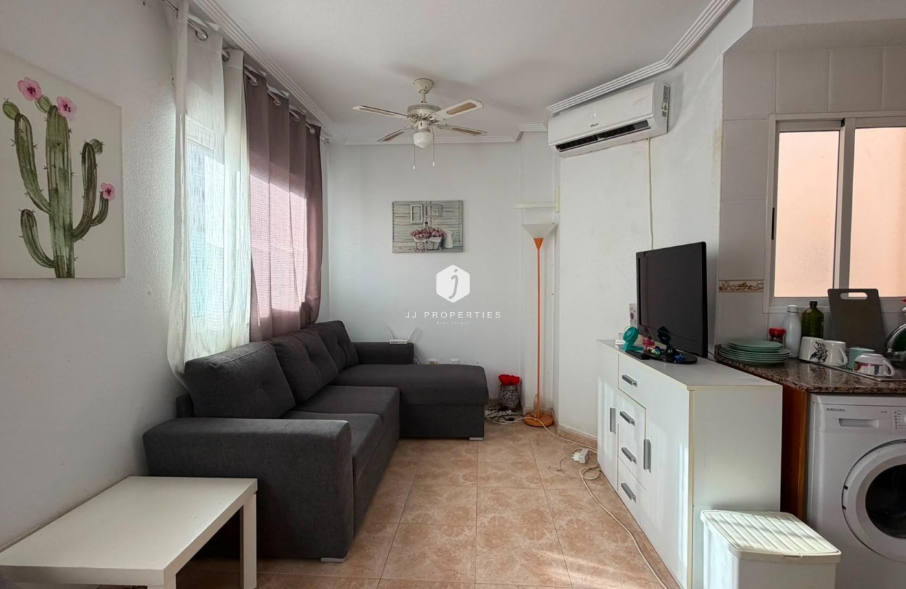 Resale - Apartment / flat -
Torrevieja - PARQUE DE LAS NACIONES