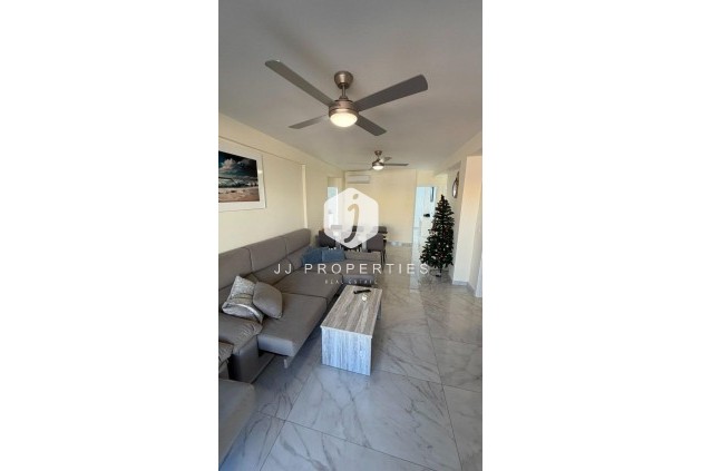 D'occasion - Appartement -
Torrevieja - Curva Del Palangre