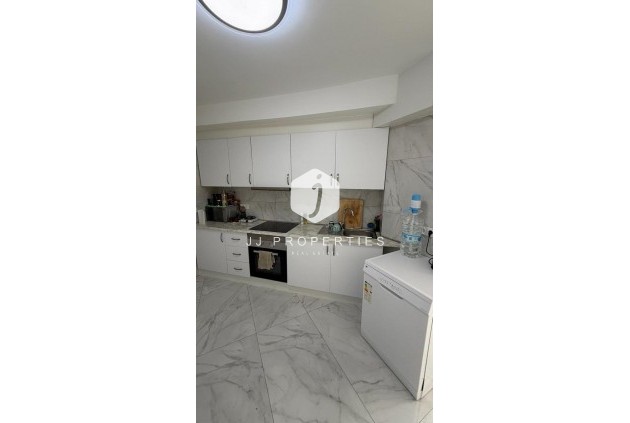 D'occasion - Appartement -
Torrevieja - Curva Del Palangre