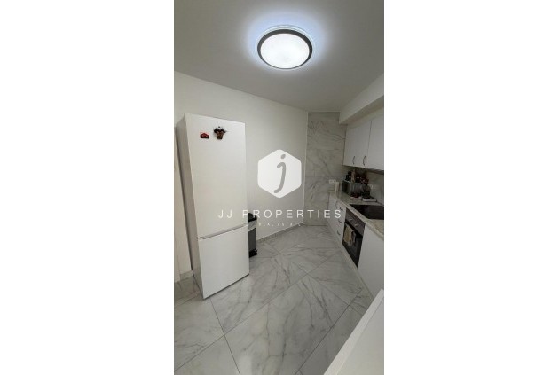 D'occasion - Appartement -
Torrevieja - Curva Del Palangre