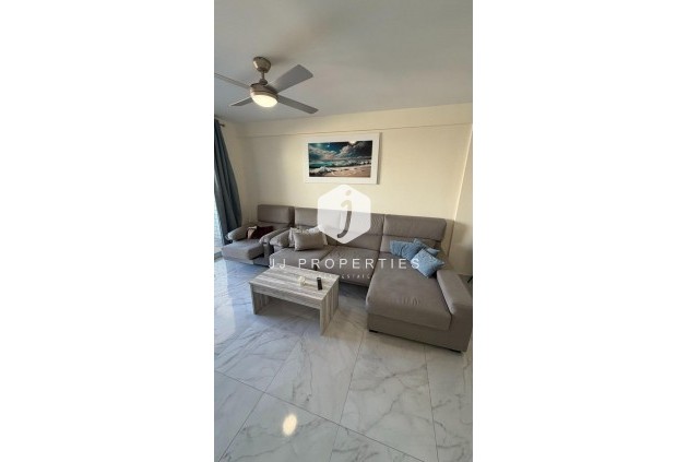 D'occasion - Appartement -
Torrevieja - Curva Del Palangre