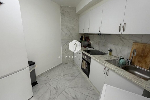 D'occasion - Appartement -
Torrevieja - Curva Del Palangre