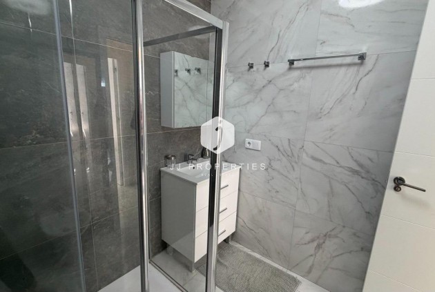 D'occasion - Appartement -
Torrevieja - Curva Del Palangre