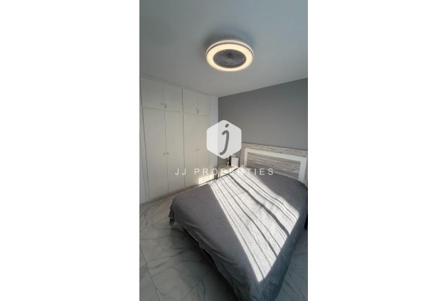 D'occasion - Appartement -
Torrevieja - Curva Del Palangre
