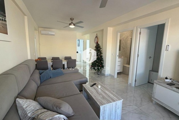 D'occasion - Appartement -
Torrevieja - Curva Del Palangre