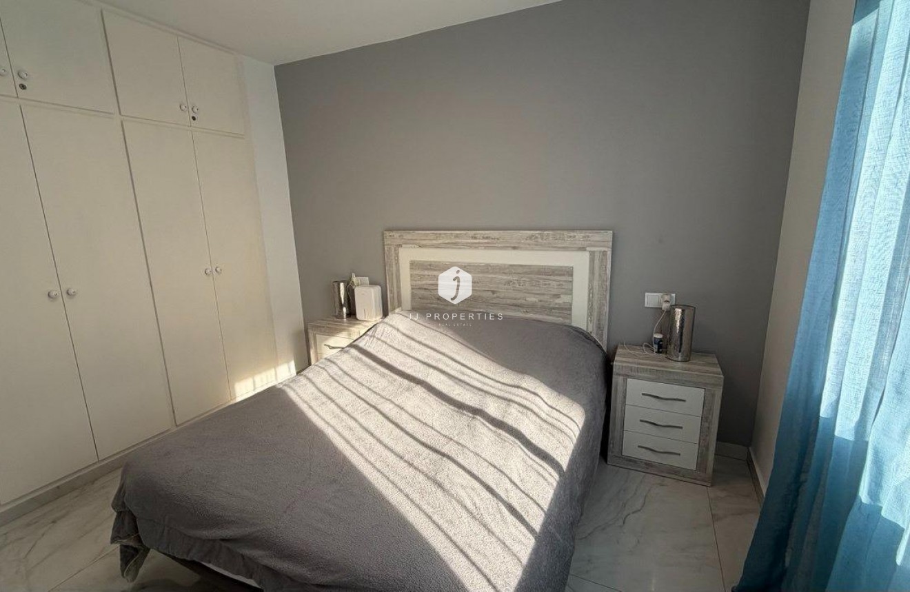 D'occasion - Appartement -
Torrevieja - Curva Del Palangre