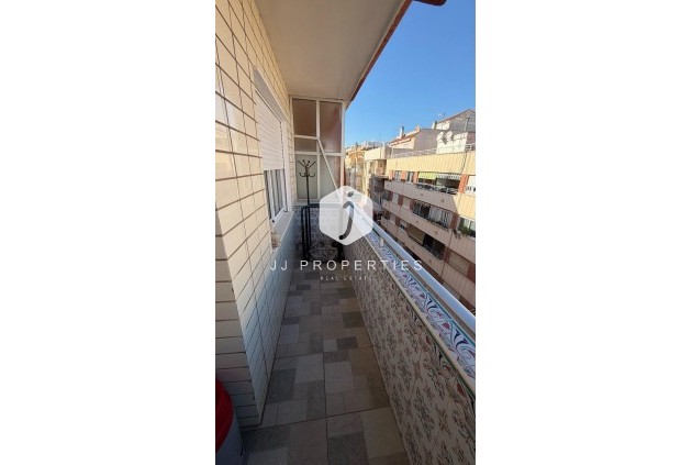 D'occasion - Appartement -
Torrevieja - Curva Del Palangre