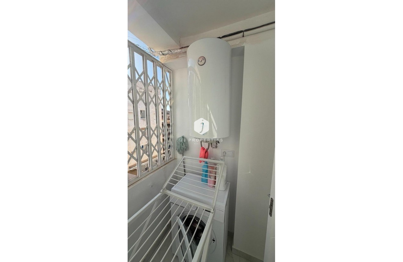 D'occasion - Appartement -
Torrevieja - Curva Del Palangre