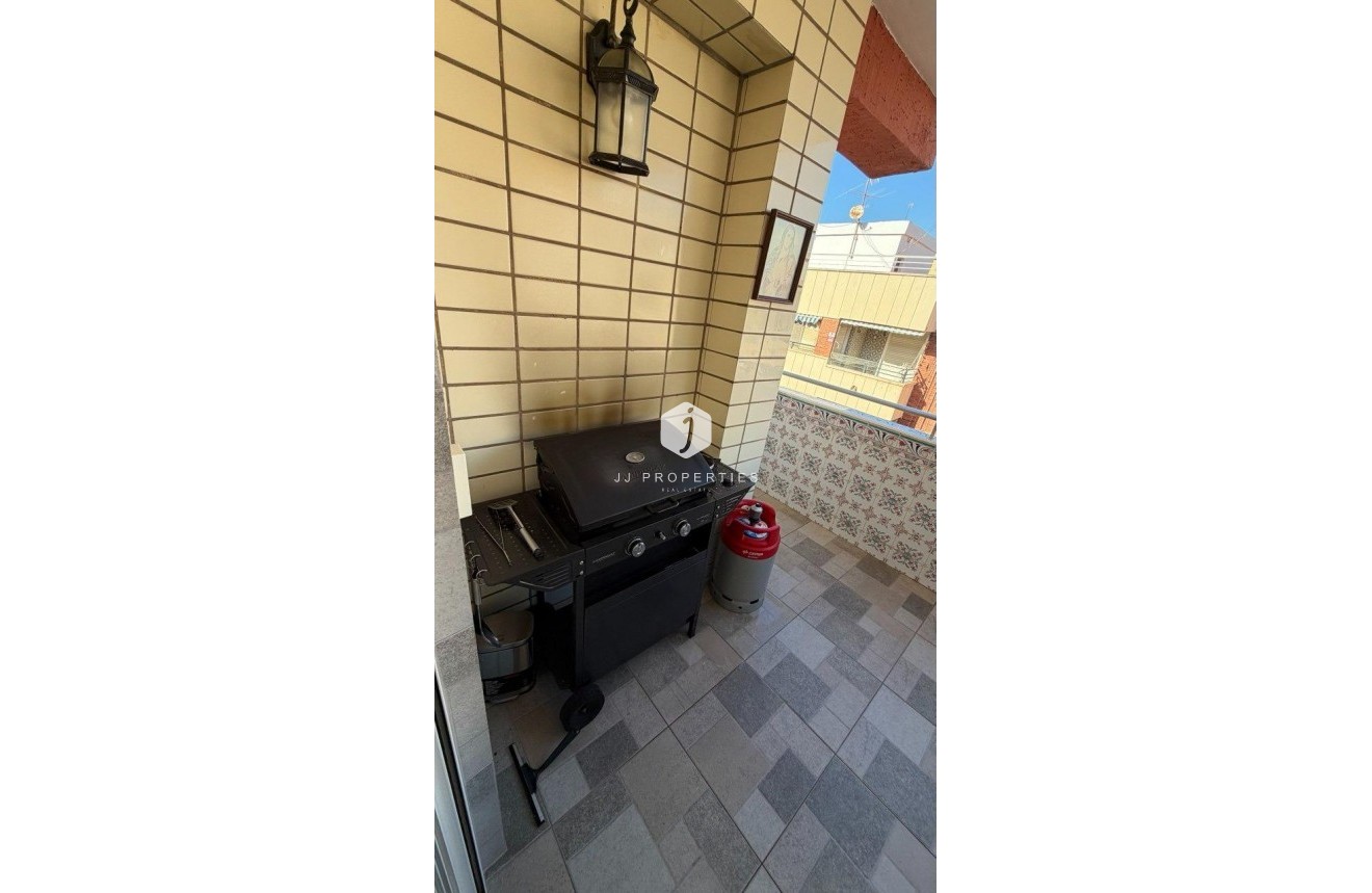 D'occasion - Appartement -
Torrevieja - Curva Del Palangre