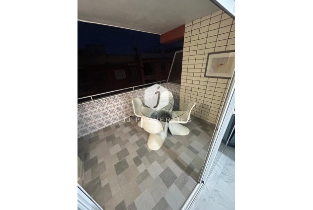 D'occasion - Appartement -
Torrevieja - Curva Del Palangre