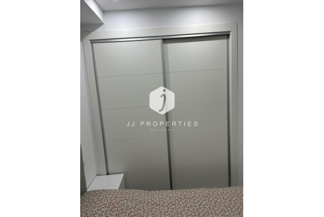 Aus zweiter Hand - Wohnung -
Torrevieja - Centro