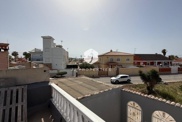 Segunda mano - Chalet -
Torrevieja - Torreta Florida