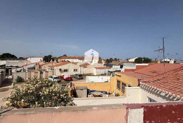 Segunda mano - Chalet -
Torrevieja - Torreta Florida