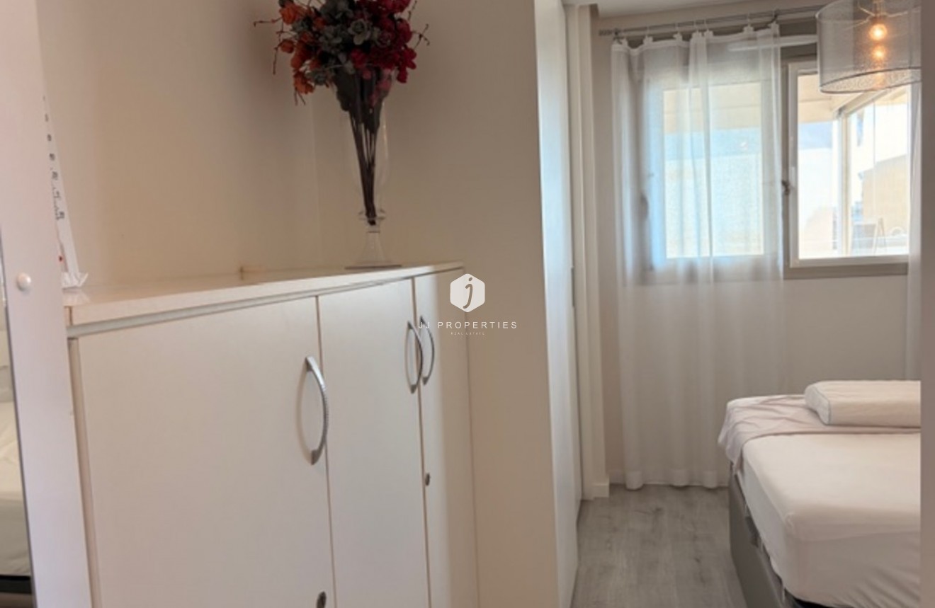 Aus zweiter Hand - Wohnung -
Los Dolses - Inland