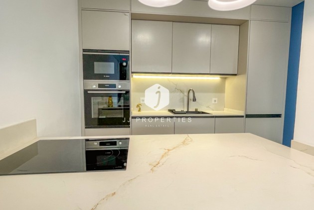 D'occasion - Appartement -
Torrevieja - Costa Blanca